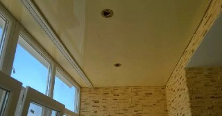 Натяжной потолок на балкон Саров, цена 6342 руб.